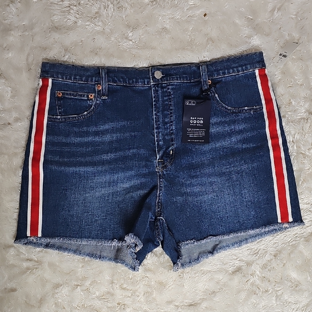 NWT GAP High Rise Shorts